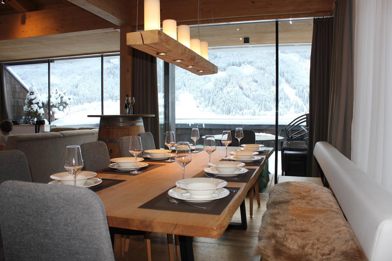 Penthouse Am Sonnenhang นอยเคียร์เชน อัม โกรสเวเนดิเกอร์ ภายนอก รูปภาพ